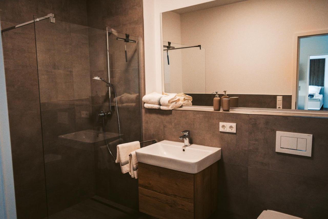 Weingut Meurer Apartment Reil Ngoại thất bức ảnh
